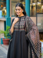Divena Black Paisley Print Cotton Anarkali Kurta Sets With Dupatta - Image 2